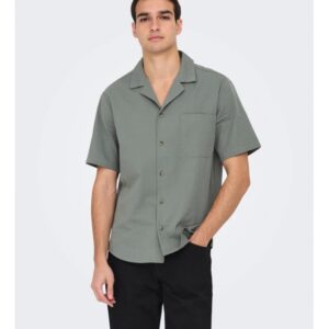ONLY & SONS T-shirt skjorte i Castor Grey til herre